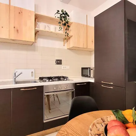 San Giusto Flat *